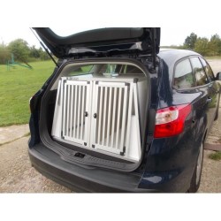 Box4Dogs Ford Focus combi III 